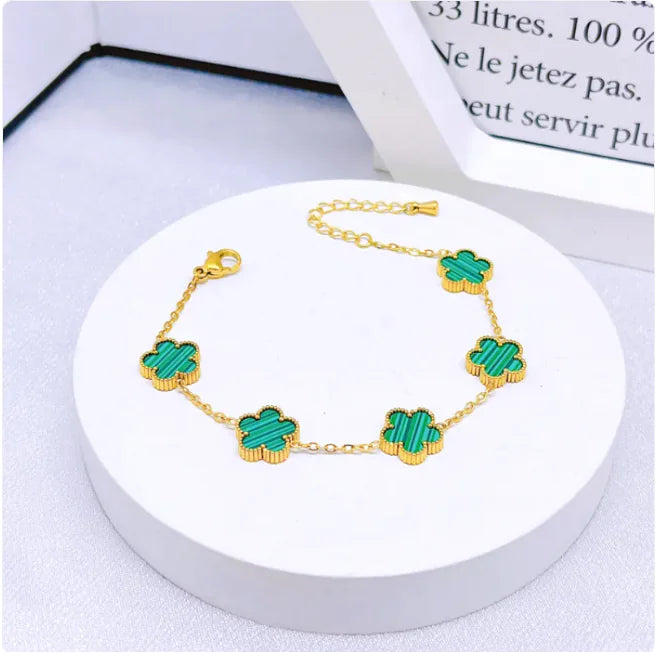 Elegant Five-Leaf Flower Jewelry Set – Titanium Steel Bracelet, Necklace & Stud Earrings