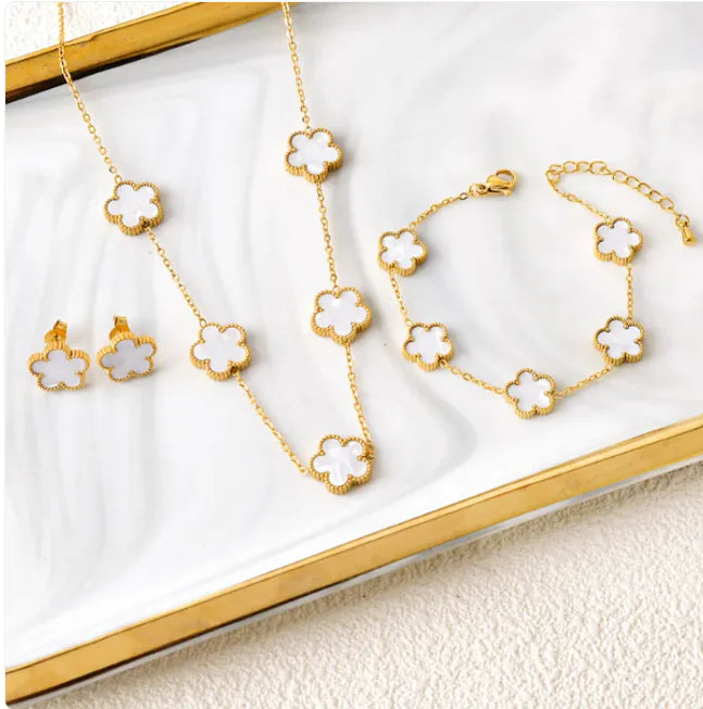 Elegant Five-Leaf Flower Jewelry Set – Titanium Steel Bracelet, Necklace & Stud Earrings