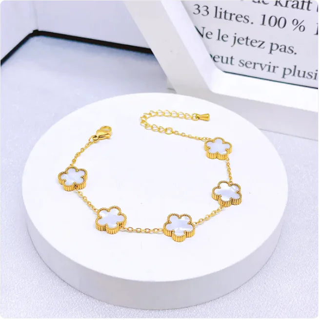 Elegant Five-Leaf Flower Jewelry Set – Titanium Steel Bracelet, Necklace & Stud Earrings